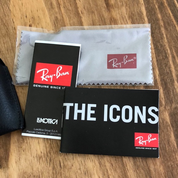 Ray-Ban Sunglasses - Picture 6 of 7